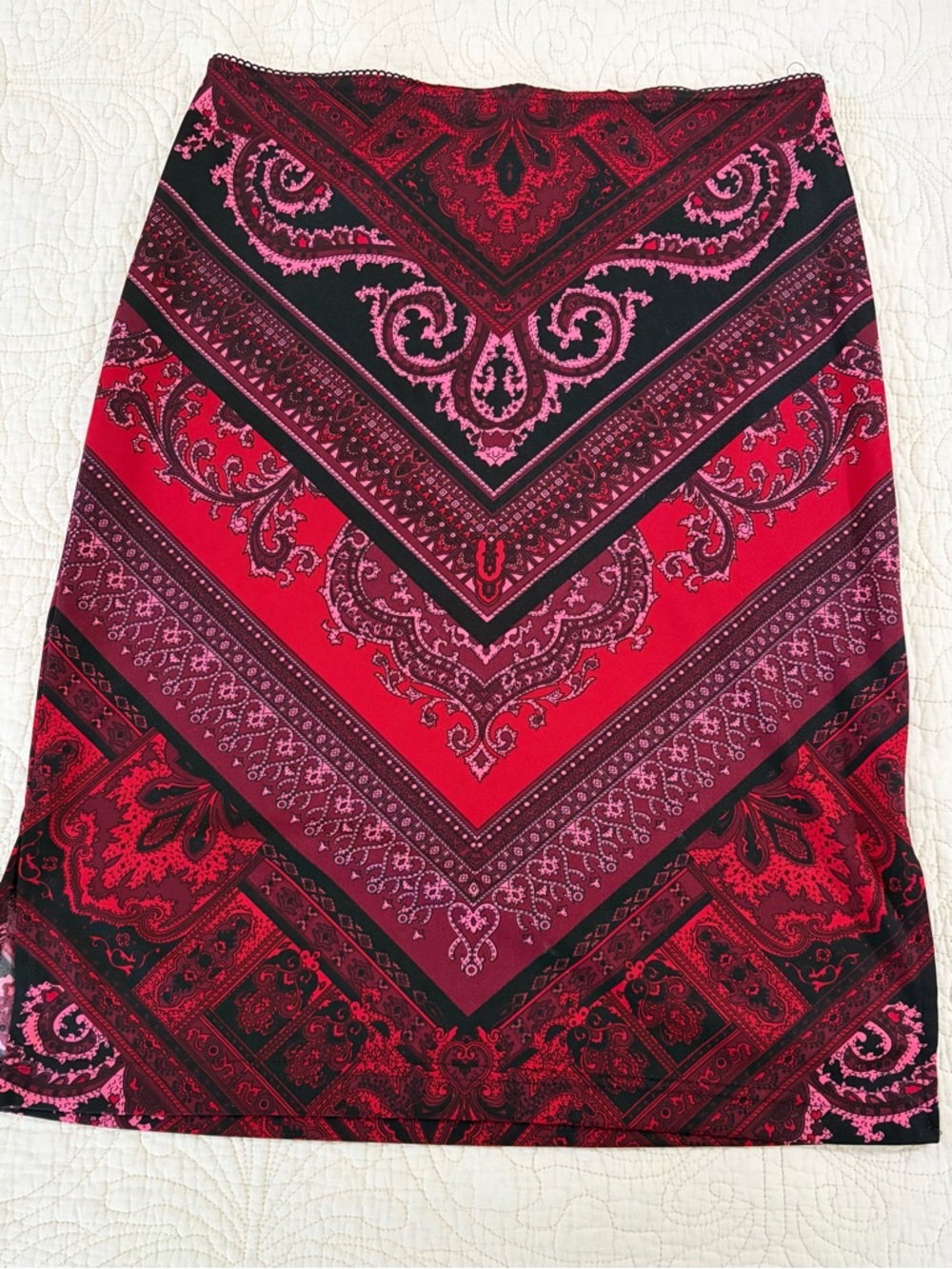 Tempted Juniors Pink/Red and Black Paisley Print Pencil Skirt